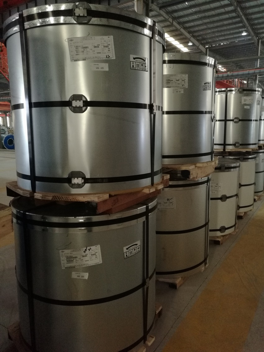 宝钢彩涂卷 铁青灰 银色